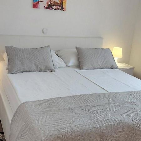 Apartment Ivana,Mali Maj Poreč Eksteriør bilde